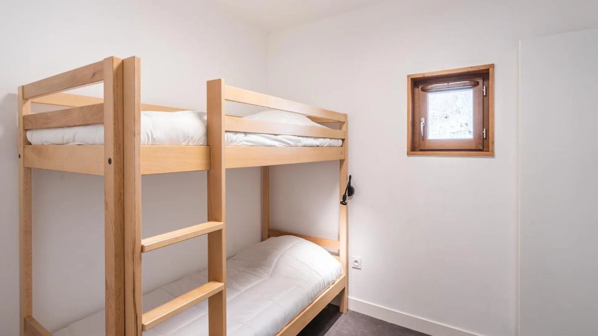 Apartments By The Slopes In L'Alpe D'Huez